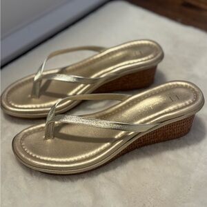 Metallic Gold Women's Flip Flop Sandals